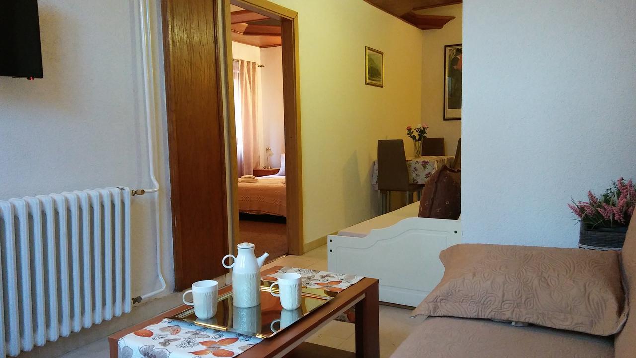 Guest House Villa Castio Petrovac Bagian luar foto