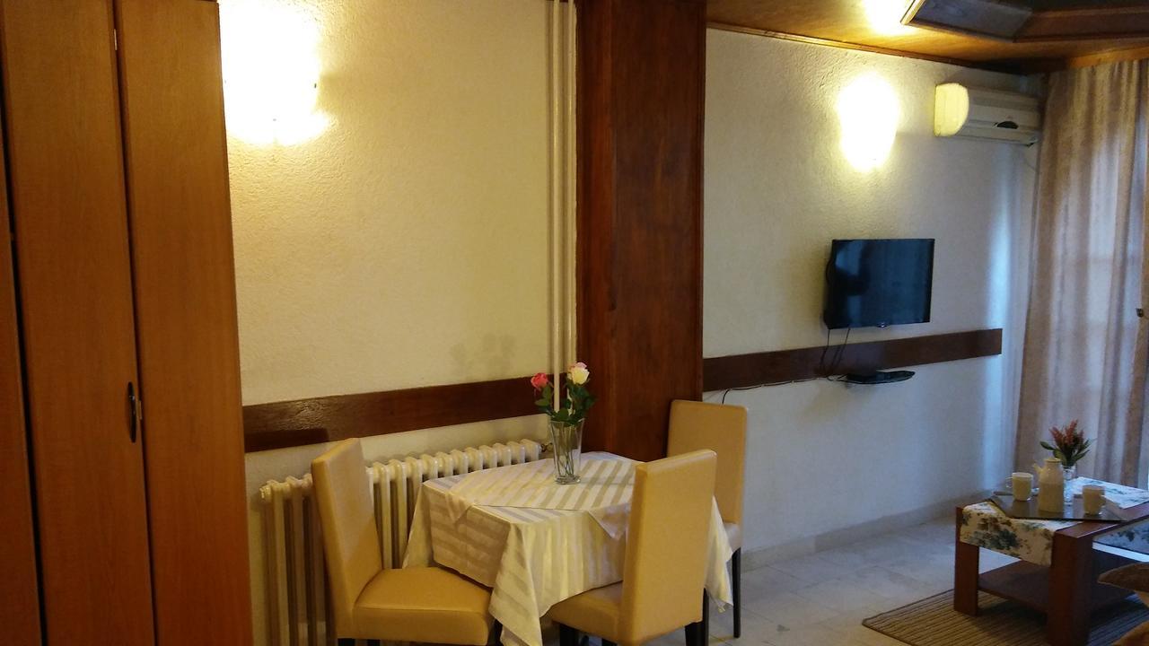 Guest House Villa Castio Petrovac Bagian luar foto