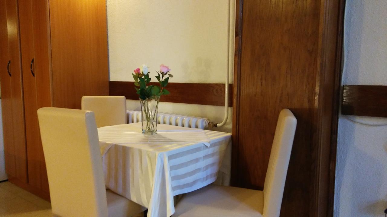 Guest House Villa Castio Petrovac Bagian luar foto